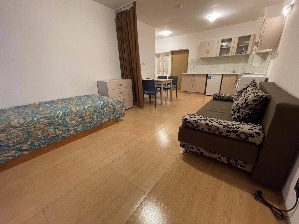 Menada Grand Kamelia Apartments Sunny Beach Esterno foto