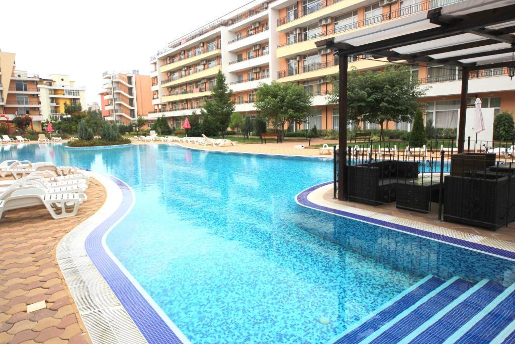 Menada Grand Kamelia Apartments Sunny Beach Esterno foto