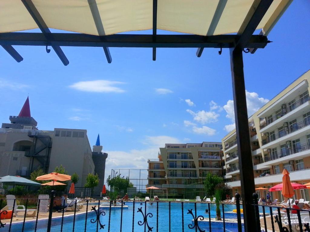 Menada Grand Kamelia Apartments Sunny Beach Esterno foto