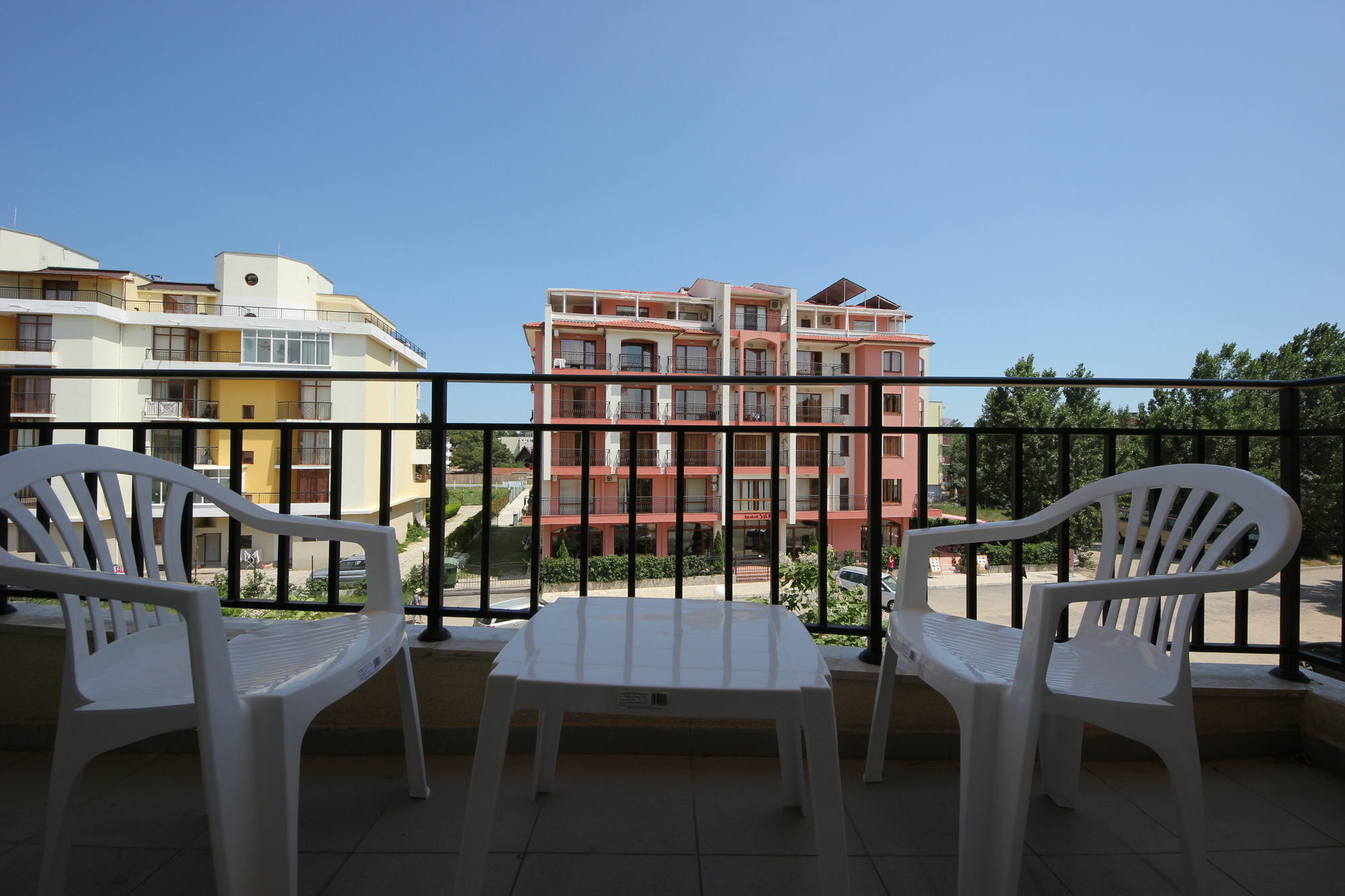 Menada Grand Kamelia Apartments Sunny Beach Esterno foto
