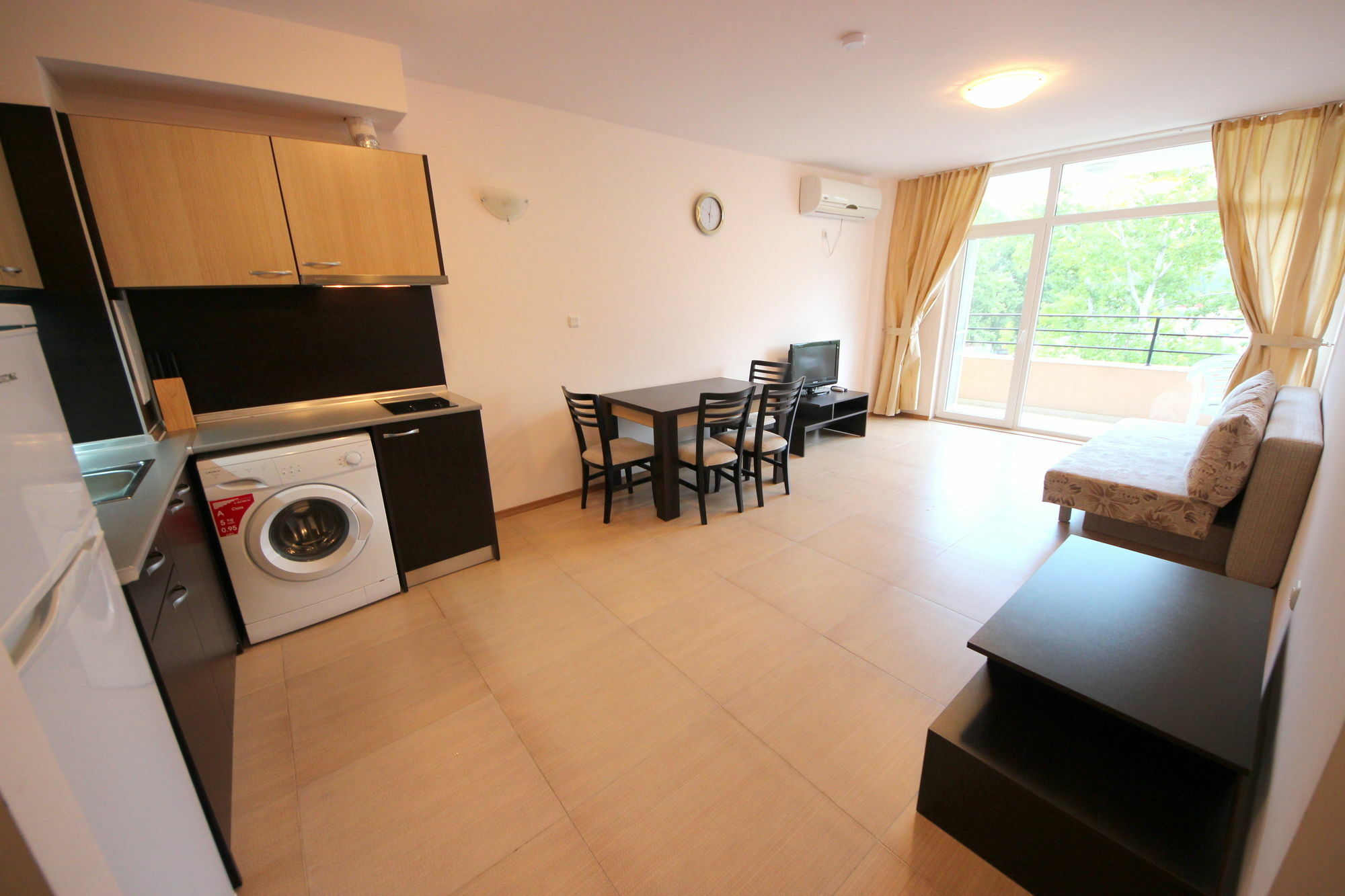 Menada Grand Kamelia Apartments Sunny Beach Esterno foto